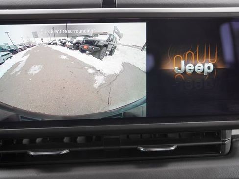 Certified 2025 Jeep Wrangler Unlimited Sahara w/ Safety Group image 36