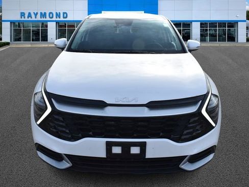 Certified 2024 Kia Sportage EX FWD image 8