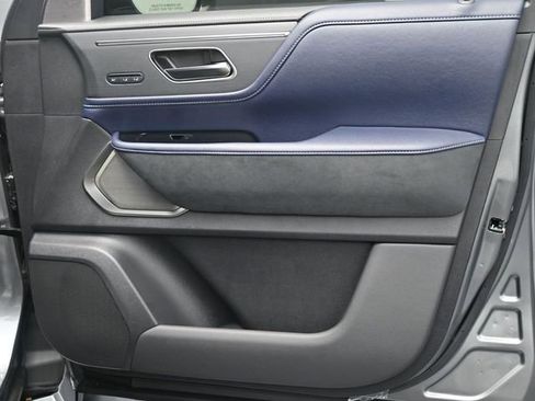 New 2026 INFINITI QX80 4WD image 40