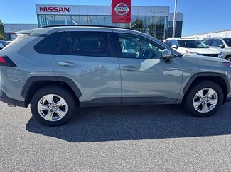 Used 2021 Toyota RAV4 XLE w/ Convenience Package AWD/4WD video 2