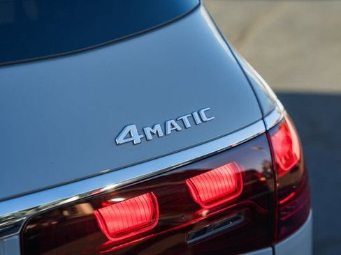 New 2026 Mercedes-Benz GLS 450 4MATIC image 8