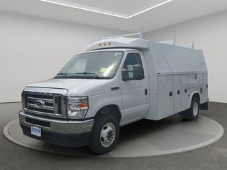 Used 2024 Ford E-450 and Econoline 450 Super Duty w/ Power Windows & Locks Group RWD video 1