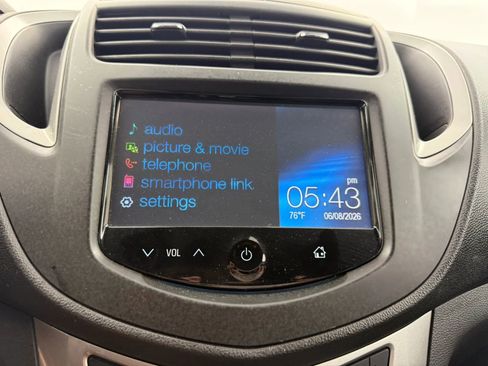 Used 2015 Chevrolet Trax LT w/ LT Plus Package FWD image 34
