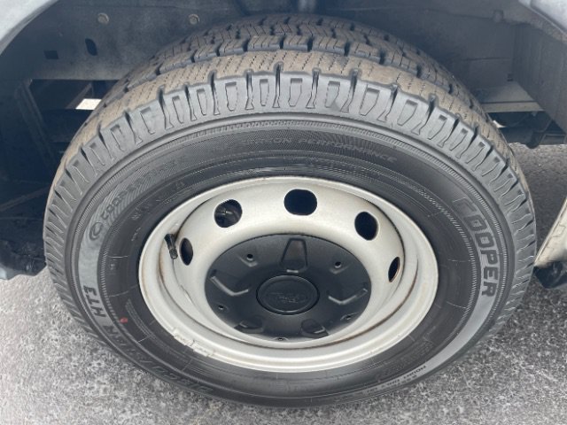 Used 2023 Ford Transit 250 Medium Roof w/ Load Area Protection Package RWD image 23