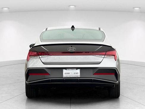 New 2026 Hyundai Elantra SEL FWD image 5