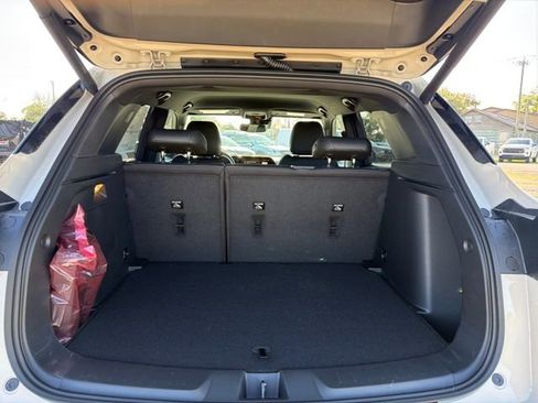 New 2026 Chevrolet TrailBlazer ACTIV w/ Convenience Package FWD image 9