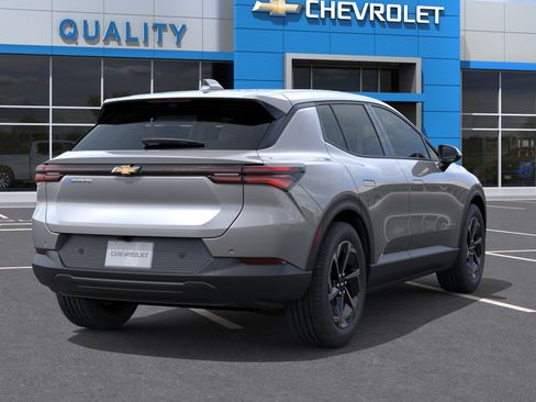 New 2026 Chevrolet Equinox EV LT FWD image 4