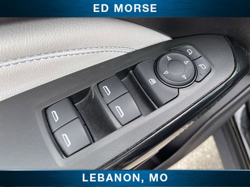 Certified 2025 Chevrolet Trax LT w/ LT Convenience Package FWD image 21