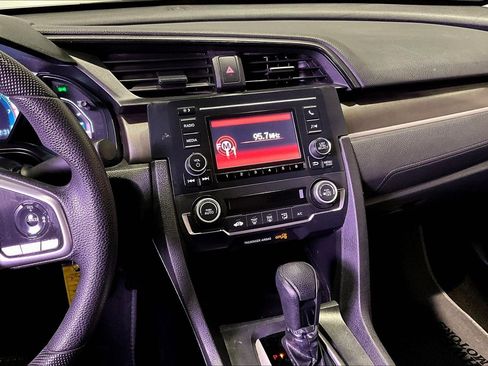 Used 2019 Honda Civic LX image 9