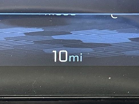 New 2026 Chevrolet Equinox ACTIV AWD/4WD image 2