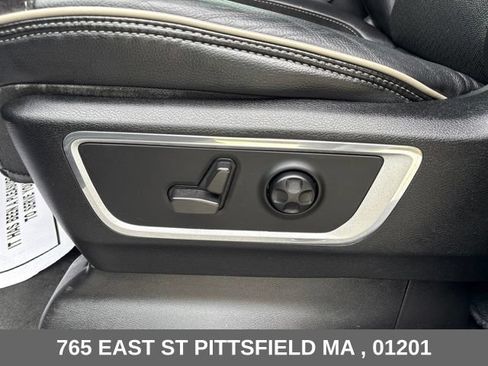 Used 2021 RAM 1500 Laramie AWD/4WD image 19
