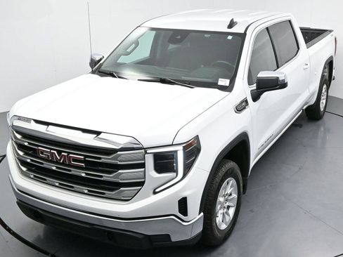 Used 2023 GMC Sierra 1500 SLE image 37