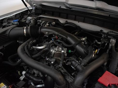 Used 2024 Ford Bronco Raptor AWD/4WD image 10