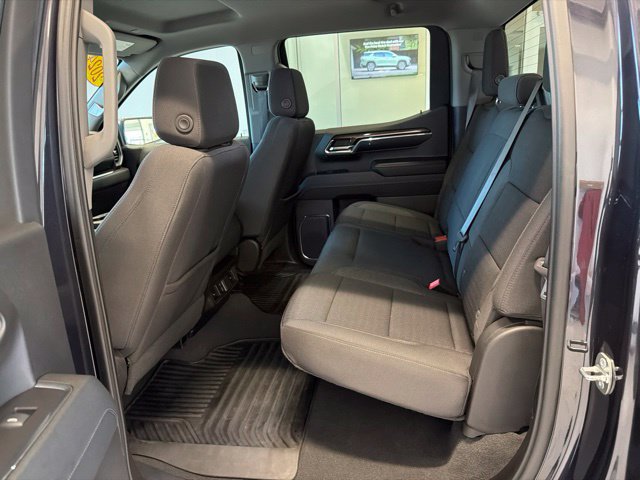 Used 2024 Chevrolet Silverado 1500 LT AWD/4WD image 14