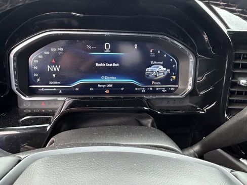 Used 2025 Chevrolet Silverado 1500 LT image 10