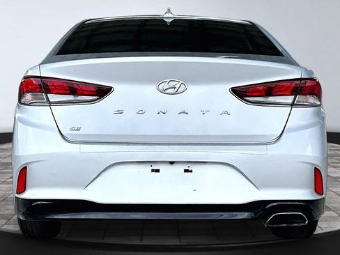 Used 2018 Hyundai Sonata SE image 5