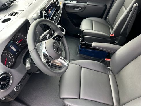 New 2026 Mercedes-Benz Sprinter 2500 image 10