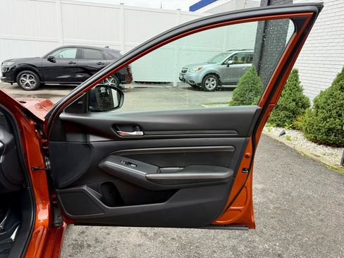 Used 2020 Nissan Altima 2.5 SR w/ Premium Package FWD image 24