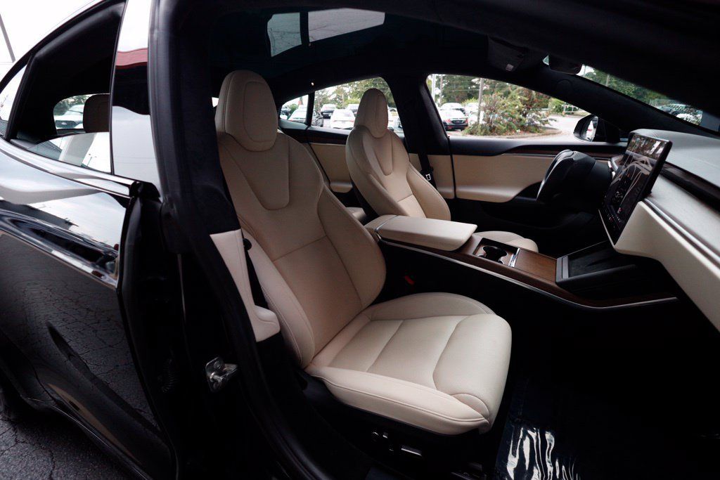 Used 2023 Tesla Model S AWD/4WD image 41