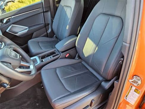 Used 2025 Audi Q3 2.0T Premium w/ Convenience Package image 15