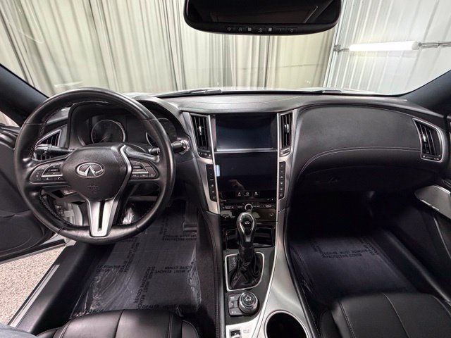 Used 2018 INFINITI Q60 3.0t Luxe w/ Sensory Package 3.0T Luxe AWD/4WD image 12