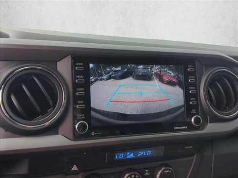Used 2022 Toyota Tacoma TRD Sport w/ Technology Package RWD image 18