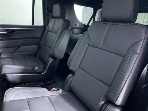 New 2026 Chevrolet Suburban RST w/ Comfort Package image 15