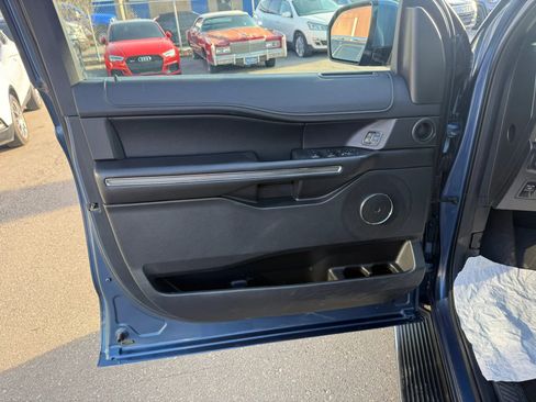 Used 2019 Ford Expedition XLT w/ Equipment Group 202A image 19