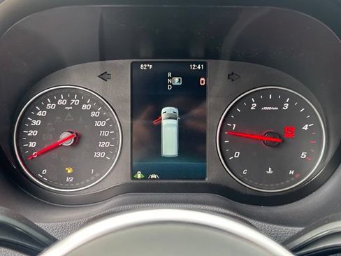 Used 2023 Mercedes-Benz Sprinter 2500 image 14
