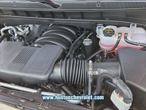 New 2026 Chevrolet Suburban Z71 w/ Comfort Package AWD/4WD image 23
