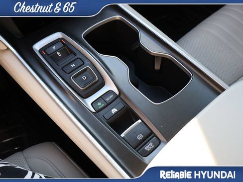 Used 2019 Honda Accord Touring image 39