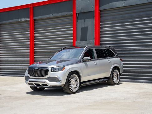Used 2021 Mercedes-Benz Maybach GLS 600 4MATIC image 1