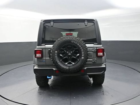 Used 2023 Jeep Wrangler Unlimited w/ Cold Weather Group AWD/4WD image 9