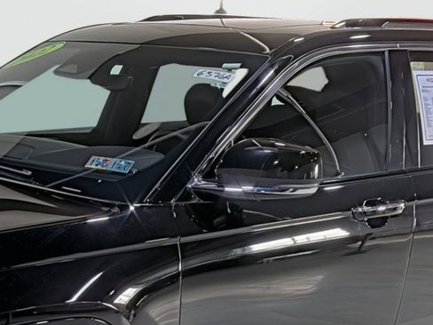 Used 2022 Jeep Grand Cherokee Overland image 8