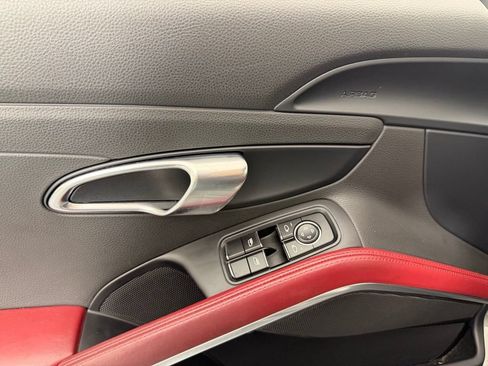 Certified 2019 Porsche 718 Boxster RWD image 20