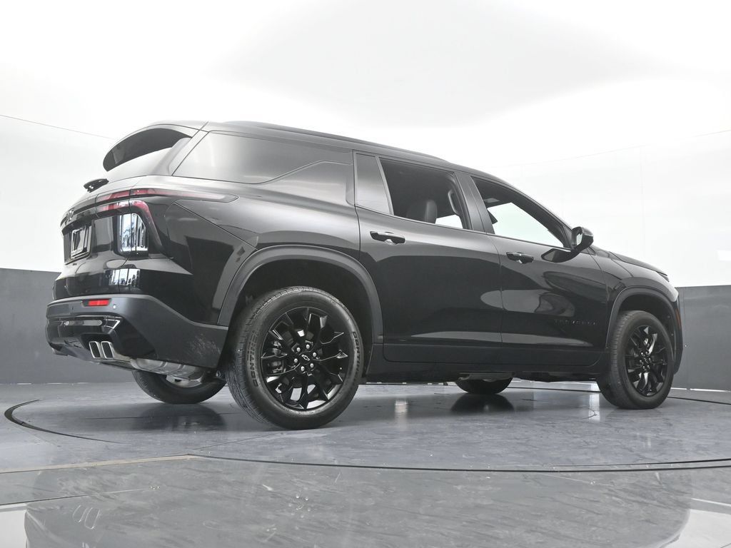 Used 2024 Chevrolet Traverse LT w/ Midnight/Sport Edition FWD image 68