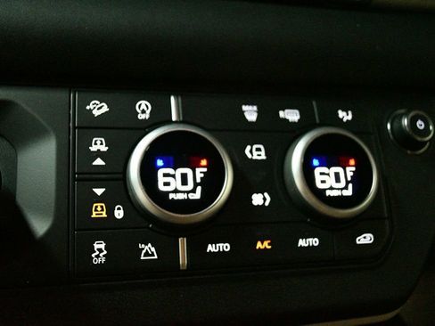 Used 2024 Land Rover Defender 110 S AWD/4WD image 59