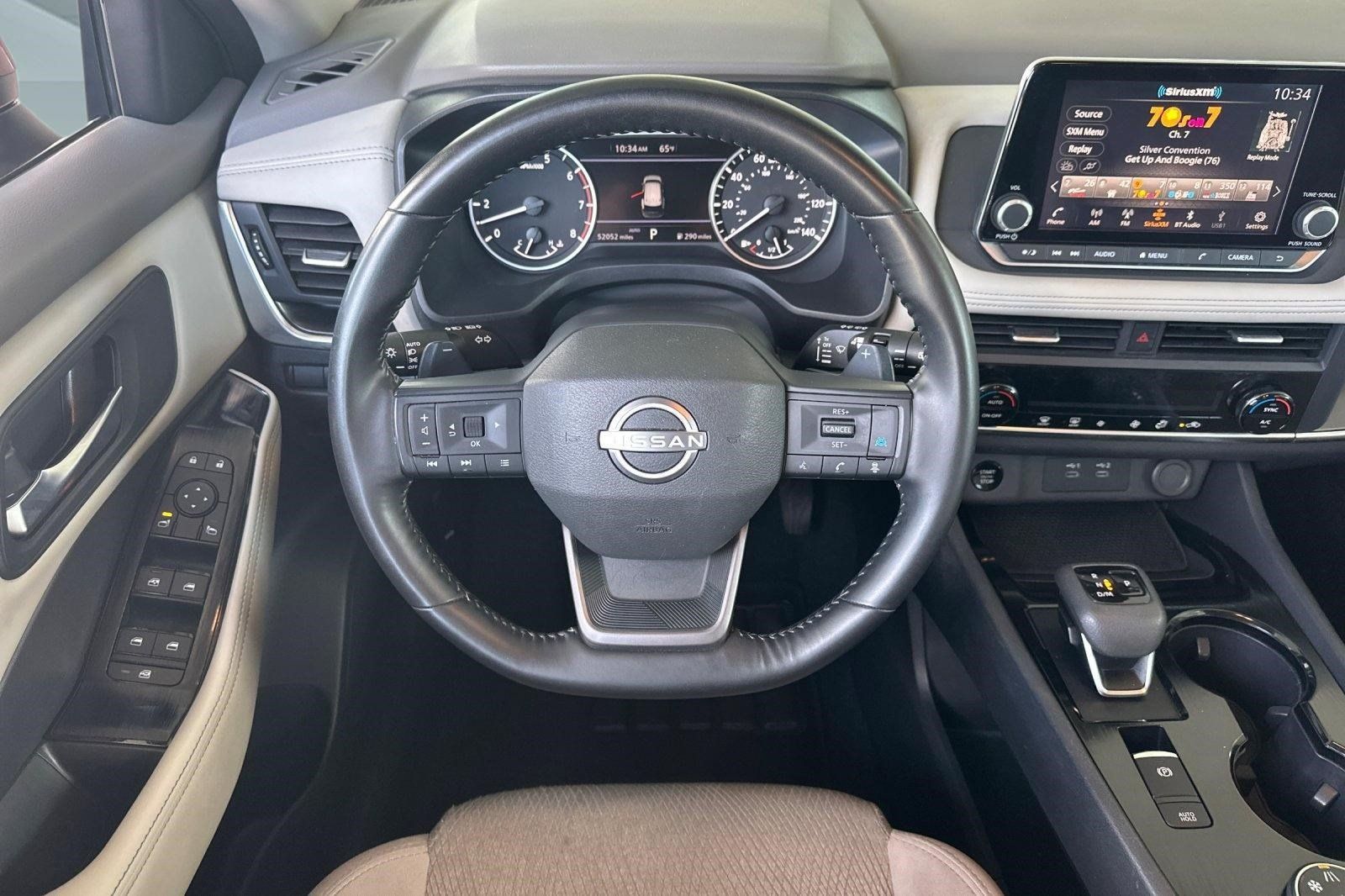 Used 2025 Nissan Rogue SV AWD/4WD image 31