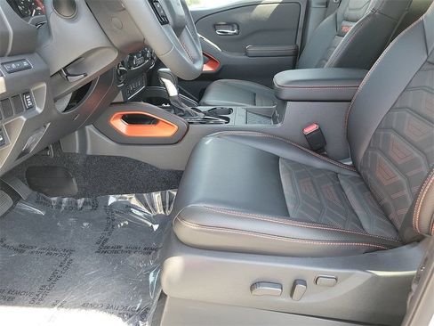 New 2025 Nissan Frontier PRO-4X w/ Pro Premium Package AWD/4WD image 12