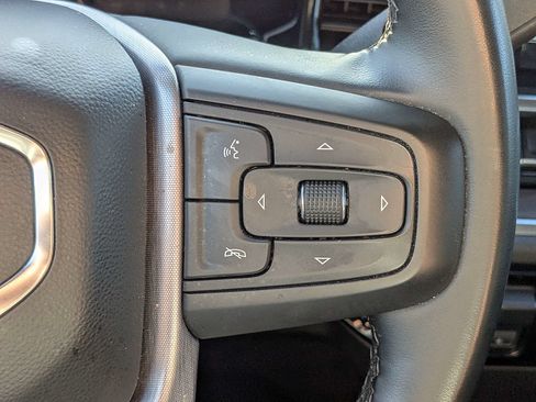 Used 2025 GMC Sierra 1500 SLT RWD image 29
