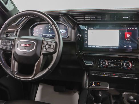 Used 2023 GMC Sierra 1500 AT4 w/ Technology Package AWD/4WD image 18