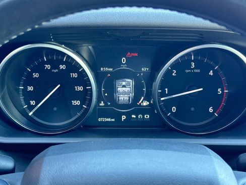 Used 2017 Land Rover Discovery HSE AWD/4WD image 27