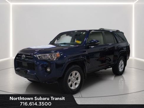 Used 2022 Toyota 4Runner SR5 Premium w/ Moonroof Package AWD/4WD image 1