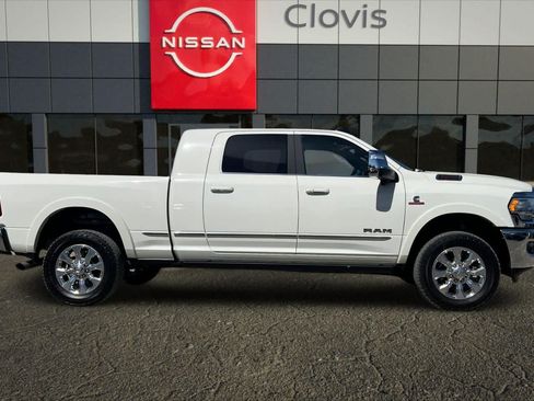 Used 2024 RAM 2500 Limited AWD/4WD image 9