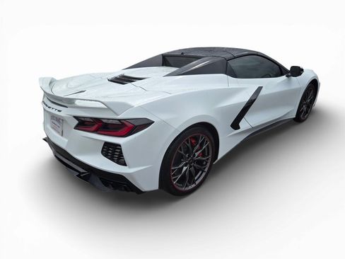 Used 2023 Chevrolet Corvette Stingray Premium Conv w/ Z51 Performance Package image 4