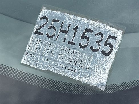 New 2025 Hyundai Elantra SE image 31