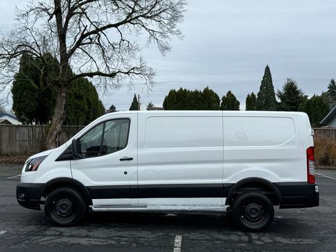 Used 2022 Ford Transit 250 Low Roof w/ Exterior Upgrade Package RWD image 2