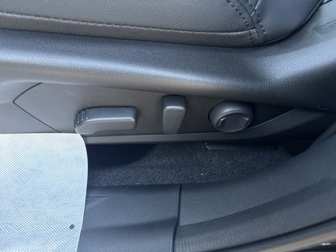 New 2026 Subaru Outback Premium image 18