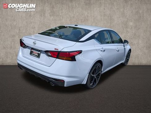 New 2026 Nissan Altima 2.5 SR FWD image 8