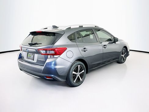 Used 2022 Subaru Impreza Premium image 9
